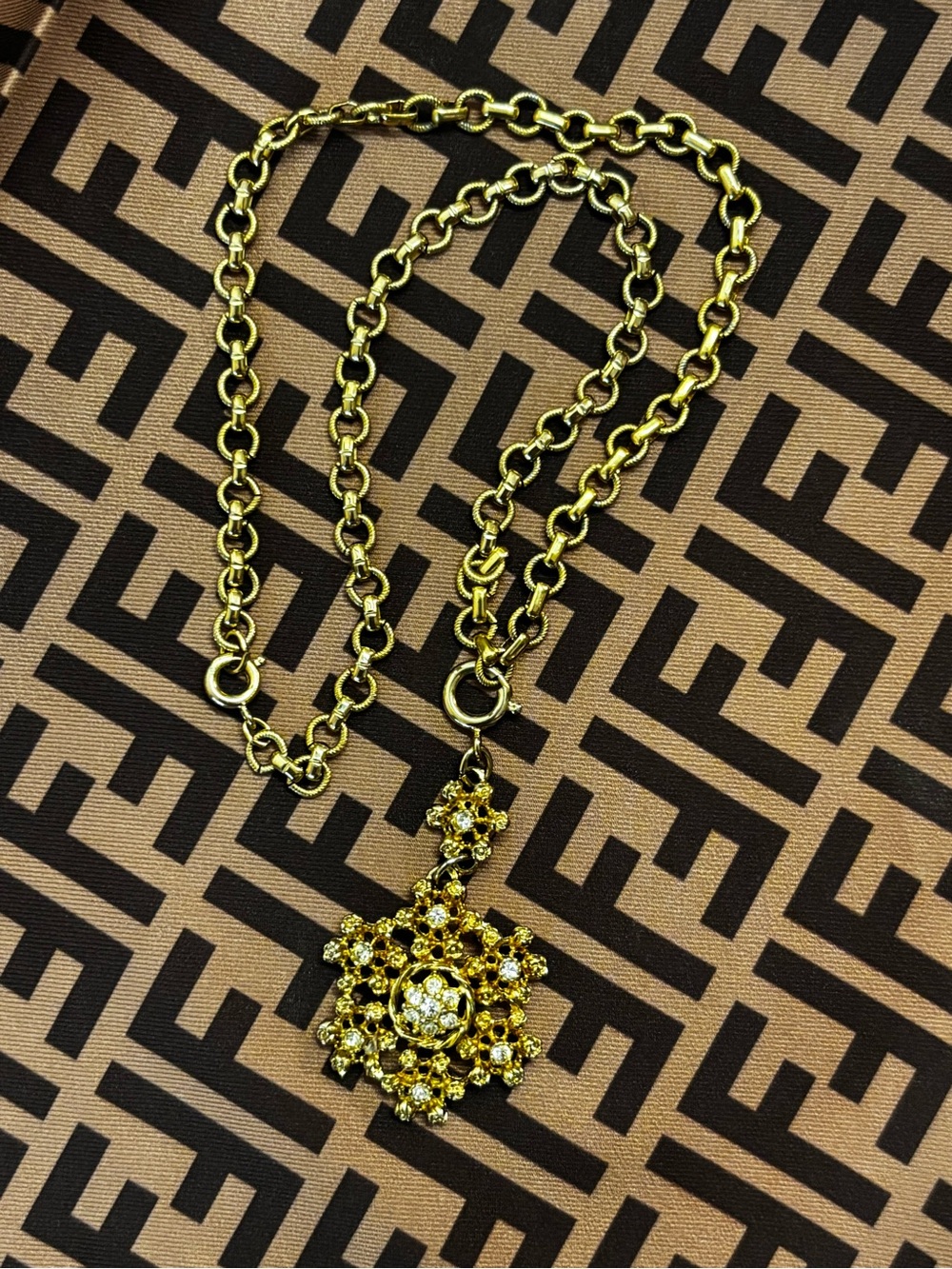 Vintage Sarah Coventry Canada Rhinestone Snowflake Pendant Necklace 1970s